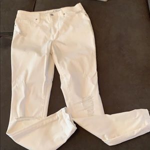 Universal thread white jeans
